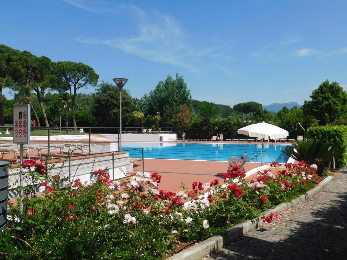 Ferienwohnung Lato Soleggiato @Gardazzurro Padenghe sul Garda Exterior foto