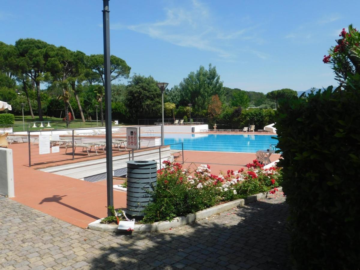 Ferienwohnung Lato Soleggiato @Gardazzurro Padenghe sul Garda Exterior foto